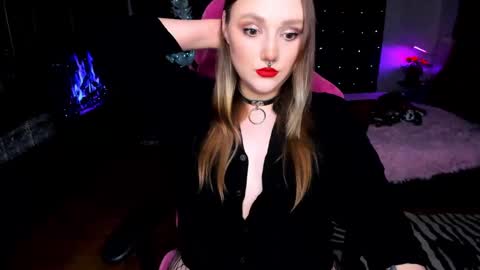 Snapshot of motorkate chatting on 12-14-24, 06:41 motorkate online show from 12-14-24, 06:41