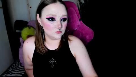 Snapshot of motorkate chatting on 09-15-25, 07:36 motorkate online show from 09-15-25, 07:36