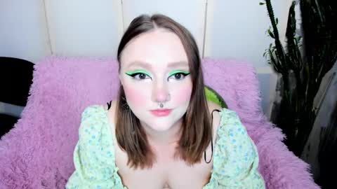 Snapshot of motorkate chatting on 09-18-25, 02:13 motorkate online show from 09-18-25, 02:13