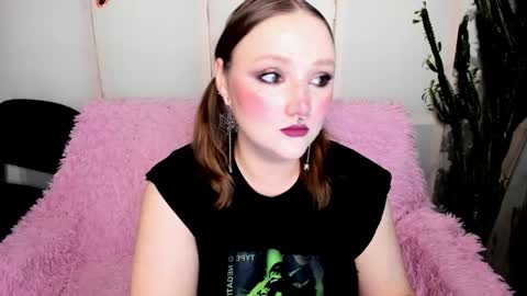 Snapshot of motorkate chatting on 09-21-25, 04:47 motorkate online show from 09-21-25, 04:47
