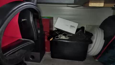 CamO online show from 03-11-25, 07:26