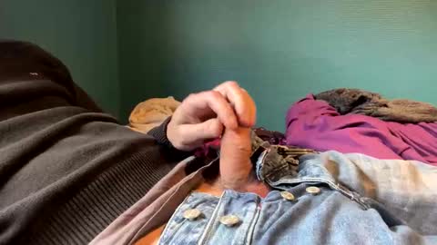 CamO online show from 03-28-26, 10:48