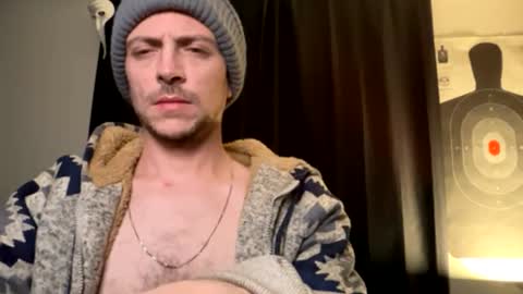 mount_vesuvius online show from 09-10-25, 06:30