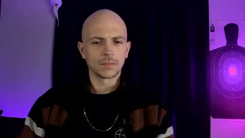 mount_vesuvius online show from 10-31-25, 06:25