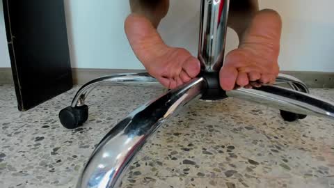 Snapshot of moxa_hot chatting on 12-14-24, 02:42 moxa hot online show from 12-14-24, 02:42