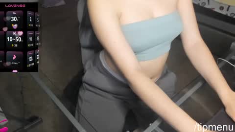 Snapshot of moxiexfoxie chatting on 03-09-26, 04:38 moxieXfoxie online show from 03-09-26, 04:38