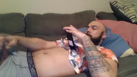 Mr8 online show from 02-11-25, 11:44