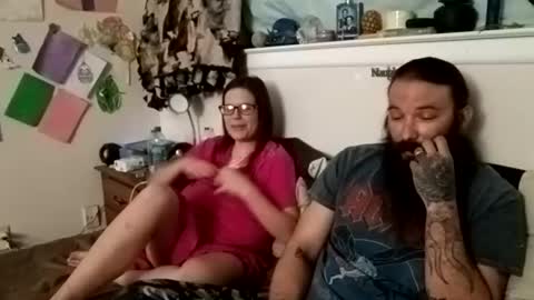 Mr and Mrs Dragon online show from 01-24-25, 04:48