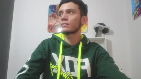 Snapshot of mr_andresr chatting on 04-16-26, 02:56 Andy online show from 04-16-26, 02:56