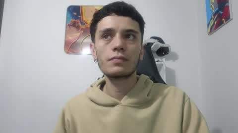 Snapshot of mr_andresr chatting on 05-14-26, 03:35 Andy online show from 05-14-26, 03:35