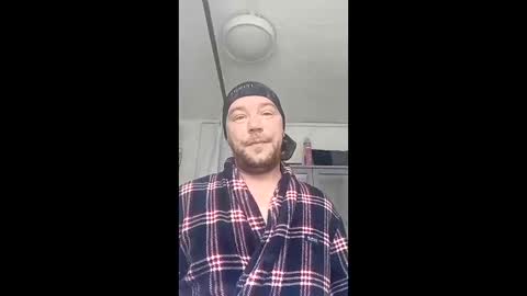 Snapshot of mr_i_ chatting on 04-26-26, 06:00 mr_i_ online show from 04-26-26, 06:00