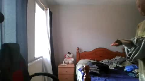 Snapshot of mr_i_ chatting on 06-22-26, 07:44 mr_i_ online show from 06-22-26, 07:44