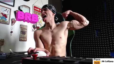 Snapshot of mr_lollipop77 chatting on 11-15-25, 01:03 Call me Angel please online show from 11-15-25, 01:03