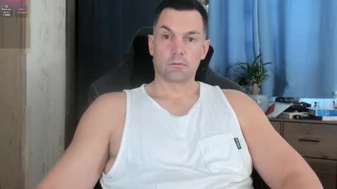 Snapshot of mr_mac69 chatting on 02-28-26, 05:58 Cam online show from 02-28-26, 05:58