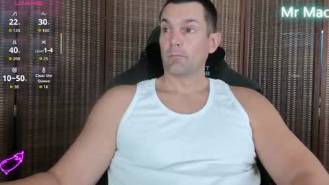 Snapshot of mr_mac69 chatting on 06-30-26, 06:31 Cam online show from 06-30-26, 06:31