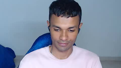 Snapshot of mr_max__ chatting on 03-20-26, 02:11 Max online show from 03-20-26, 02:11