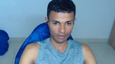 Snapshot of mr_max__ chatting on 03-25-26, 08:48 Max online show from 03-25-26, 08:48