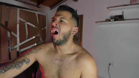 MIKEE online show from 01-31-25, 03:09