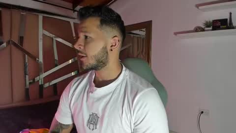 MIKEE online show from 02-18-25, 03:10