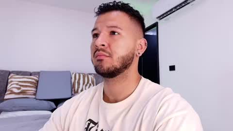 MIKEE online show from 11-14-25, 03:05