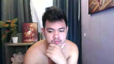 Snapshot of mr_olivercummerx chatting on 09-24-25, 04:38 mr_olivercummerx online show from 09-24-25, 04:38