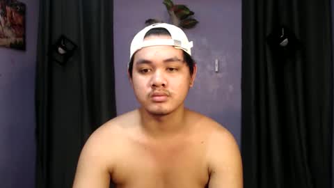 Snapshot of mr_olivercummerx chatting on 11-28-25, 07:00 mr_olivercummerx online show from 11-28-25, 07:00