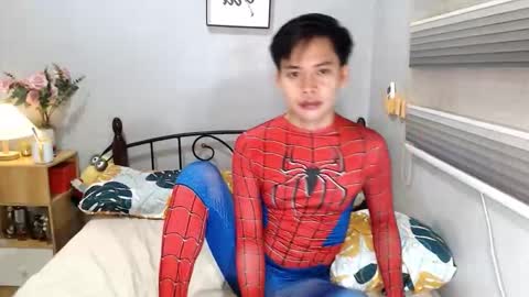 Snapshot of mr_squidcock chatting on 11-20-25, 02:12 KYLE online show from 11-20-25, 02:12