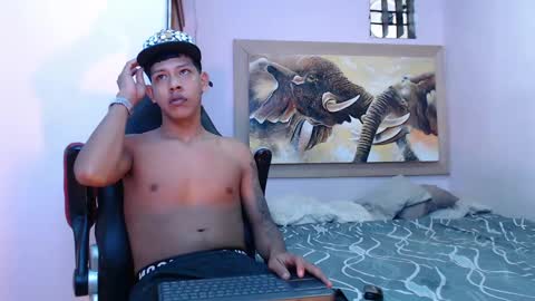 mr_stiven_ online show from 03-06-25, 03:35