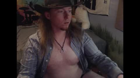 mr_strawberry online show from 01-18-26, 01:04