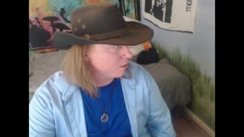 mr_strawberry online show from 03-25-26, 08:15