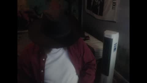 mr_strawberry online show from 05-01-26, 02:27