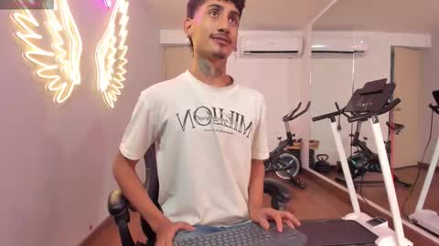 MR online show from 11-08-25, 03:07