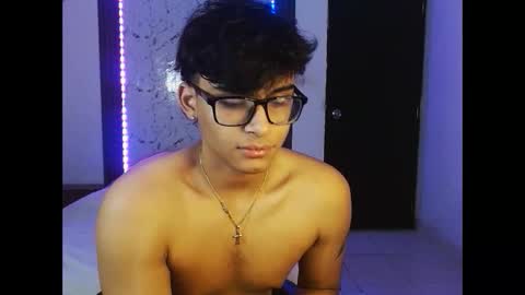 Snapshot of mr_yisuz chatting on 05-28-26, 11:18 yisuz online show from 05-28-26, 11:18