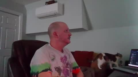 MrMcCray online show from 04-22-26, 05:14