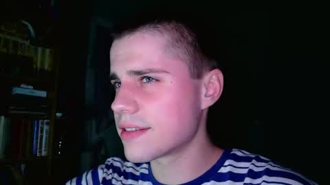 Snapshot of mrbepsik chatting on 03-12-26, 08:48 Mr Roman online show from 03-12-26, 08:48