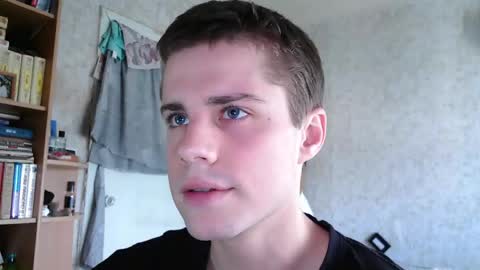 Snapshot of mrbepsik chatting on 05-12-26, 10:34 Mr Roman online show from 05-12-26, 10:34