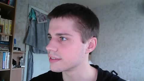 Snapshot of mrbepsik chatting on 05-13-26, 02:25 Mr Roman online show from 05-13-26, 02:25