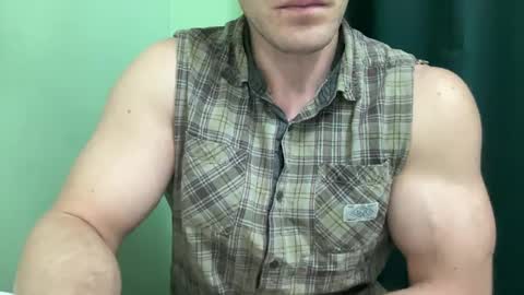 Snapshot of mrbiceps_23 chatting on 12-09-24, 06:45 Mrbiceps23 online show from 12-09-24, 06:45