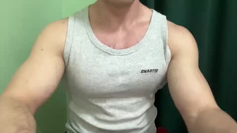 Snapshot of mrbiceps_23 chatting on 12-09-24, 08:23 Mrbiceps23 online show from 12-09-24, 08:23