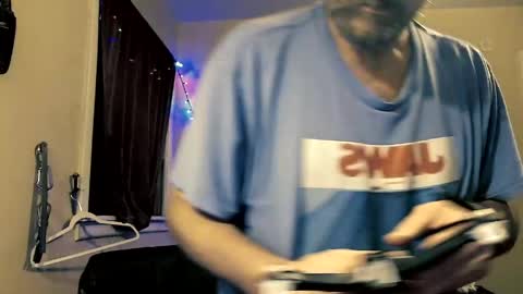 Snapshot of mrbiggintx chatting on 04-13-26, 08:31 mrbiggintx online show from 04-13-26, 08:31