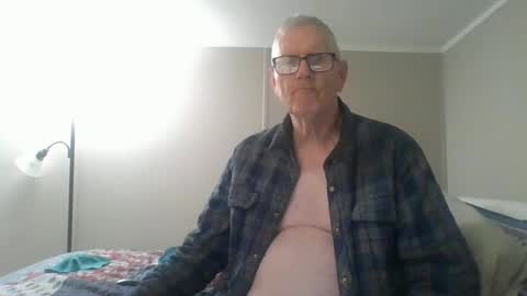 Snapshot of mrbill55 chatting on 02-09-25, 04:07 mrbill55 online show from 02-09-25, 04:07