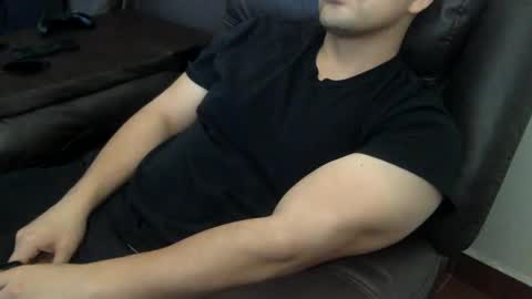 Snapshot of mrbree chatting on 03-23-26, 05:06 Mr Bree online show from 03-23-26, 05:06