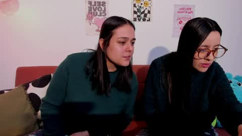 Laura online show from 06-08-26, 05:52