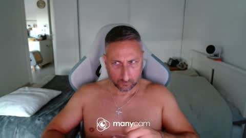 mrdr000 online show from 06-11-26, 06:39