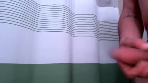 Snapshot of mrfrankfuckforfree chatting on 12-19-25, 10:11 mrfrankfuckforfree online show from 12-19-25, 10:11