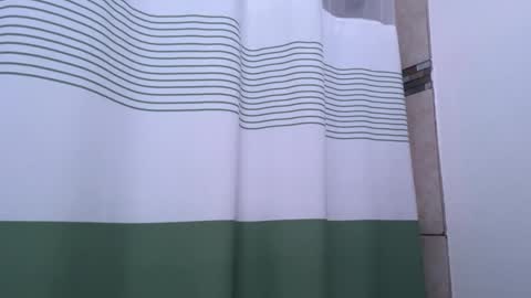 Snapshot of mrfrankfuckforfree chatting on 12-23-25, 01:03 mrfrankfuckforfree online show from 12-23-25, 01:03