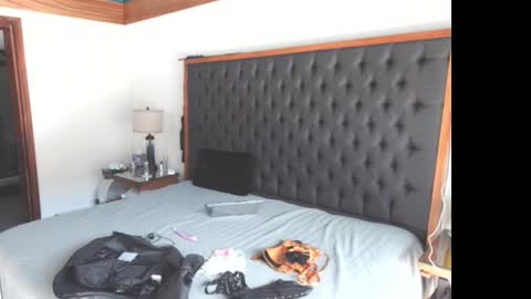 MrFunTimeforYou online show from 02-25-25, 08:51