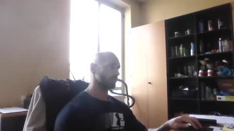Snapshot of mrga591904 chatting on 06-08-26, 03:12 mrga591904 online show from 06-08-26, 03:12