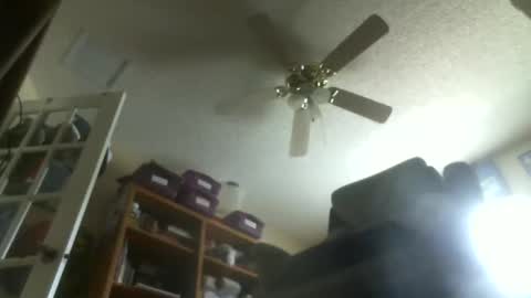 Snapshot of mrgspothitter4u chatting on 04-23-26, 04:31 MrGspotHitter4U online show from 04-23-26, 04:31