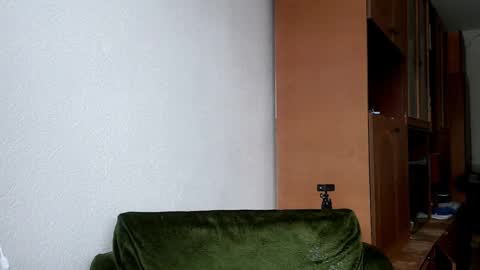 Max online show from 01-11-26, 08:41